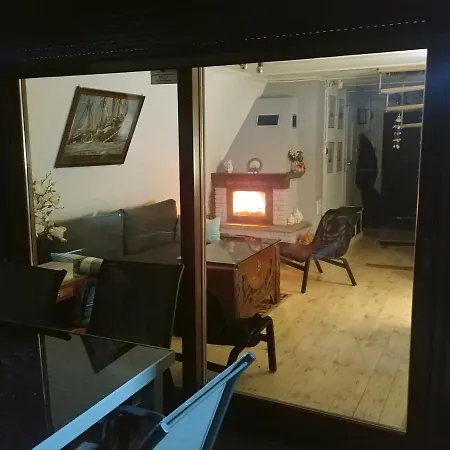 Campsite Elen Domki Przy Plazy - Oslonino